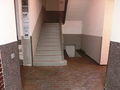 Schimmel-Hof A2 Treppe unten.JPG